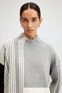Tunica in maglia con fascia al collo