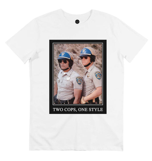 T-shirt vintage Two Cops con stampa fotografica