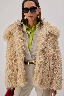 Cappotto corto in eco pelliccia beige