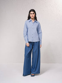 Blusa classica a righe in cotone