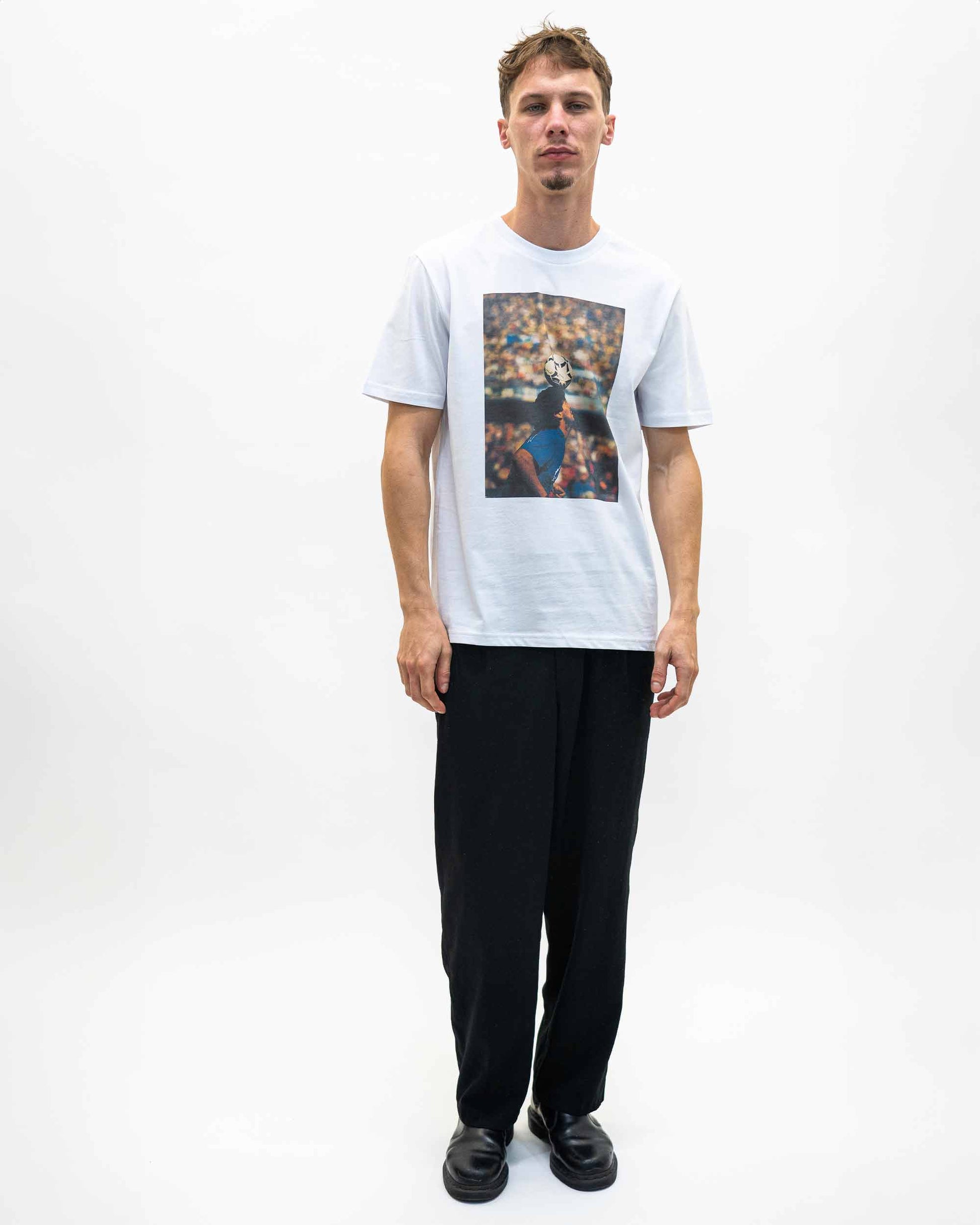 T-shirt unisex in cotone biologico con stampa calcio iconica