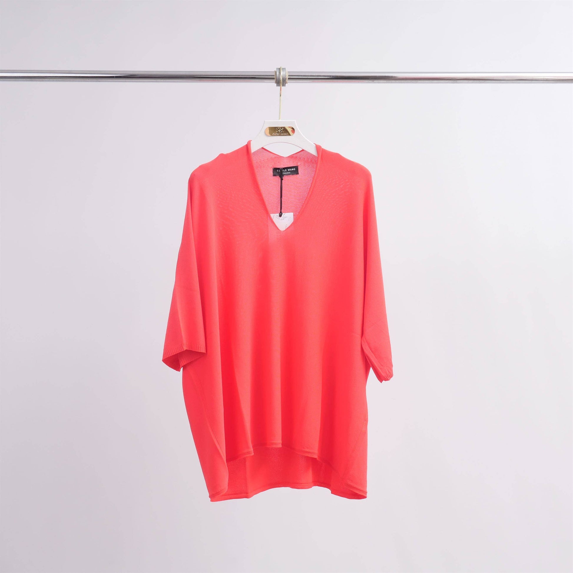 Maglione leggero a pipistrello con scollo a V