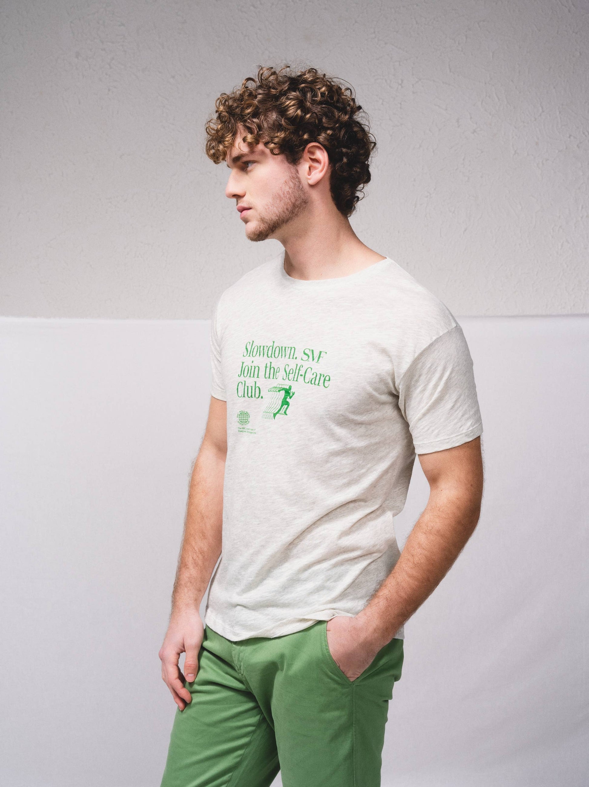 T-shirt in cotone con stampa messaggio