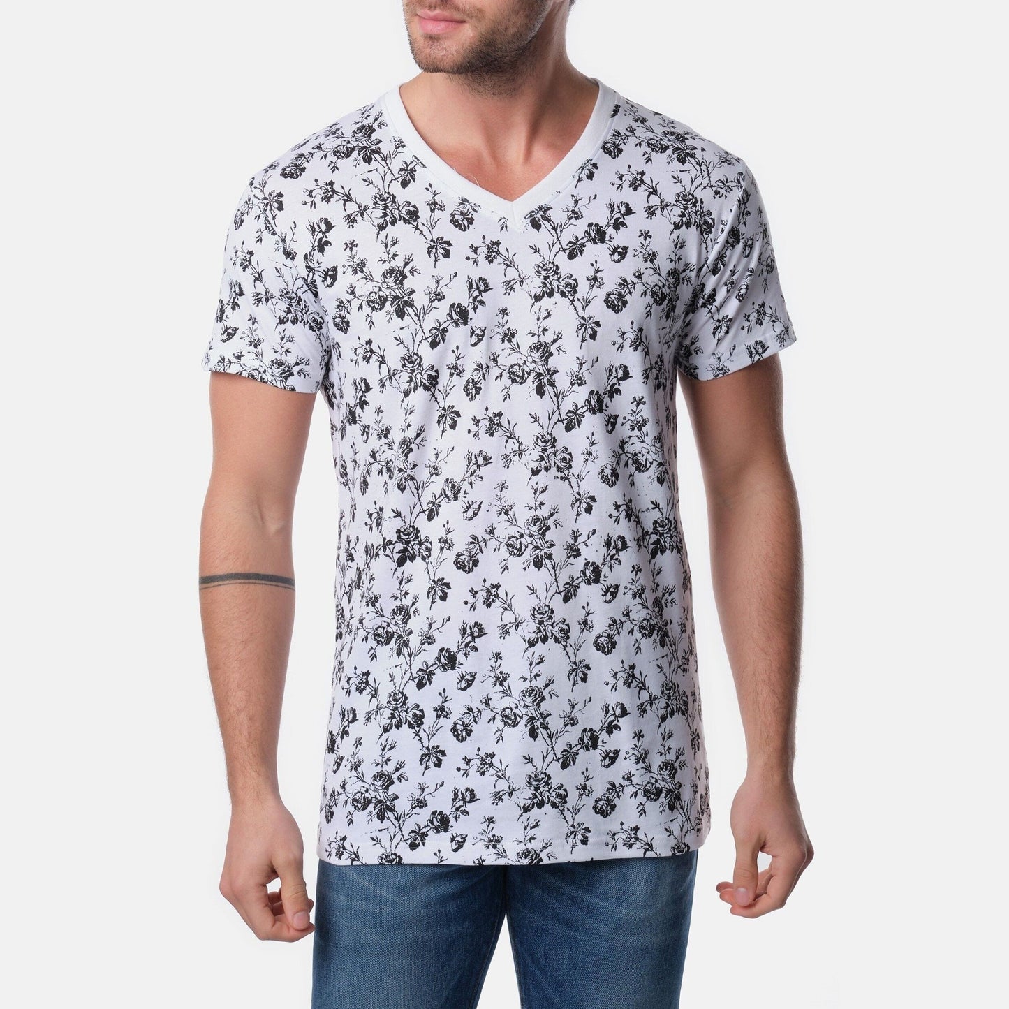 T-shirt uomo bianca con stampa floreale e scollo a V