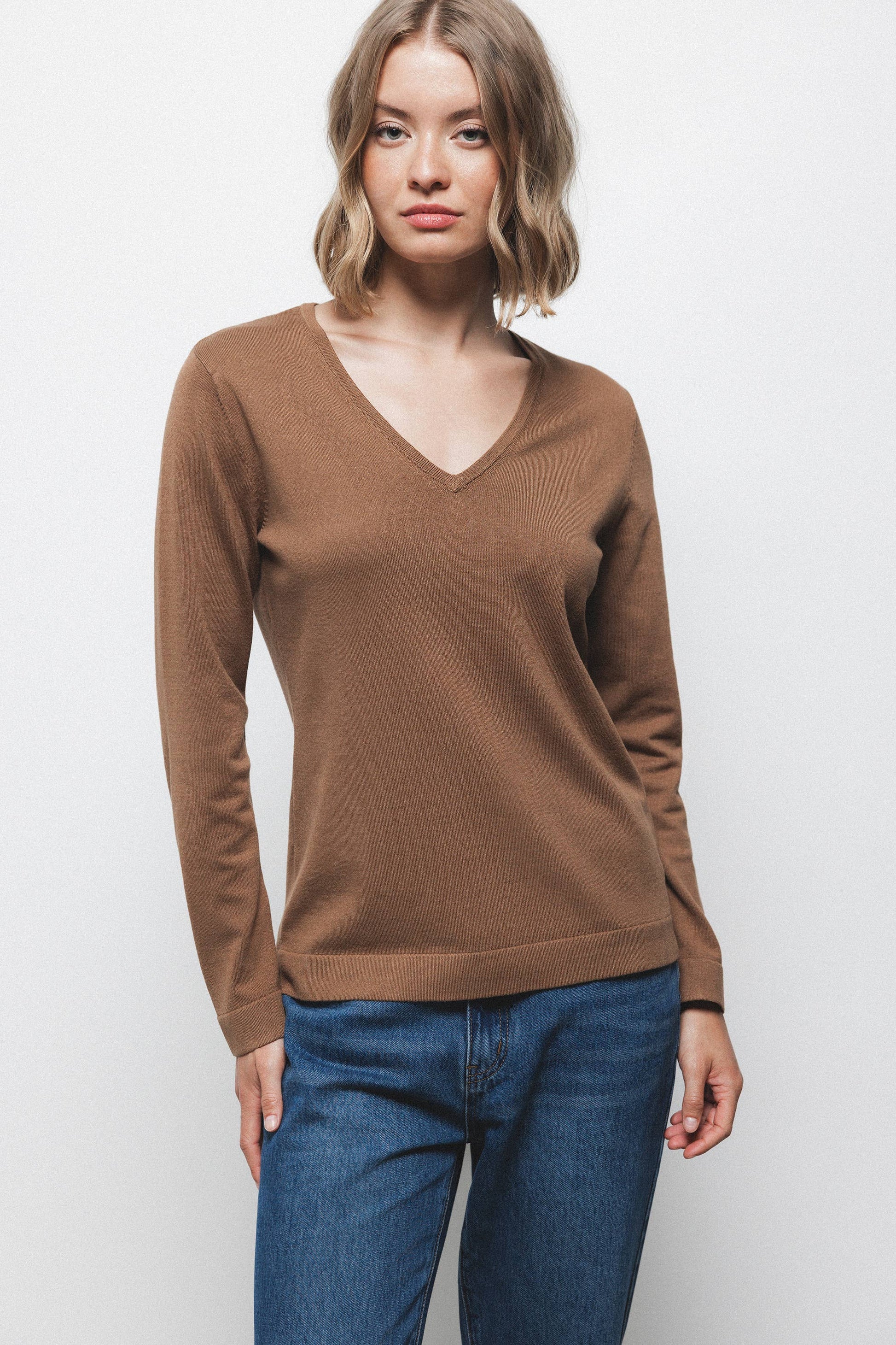 Maglione in maglia rasata con scollo a V