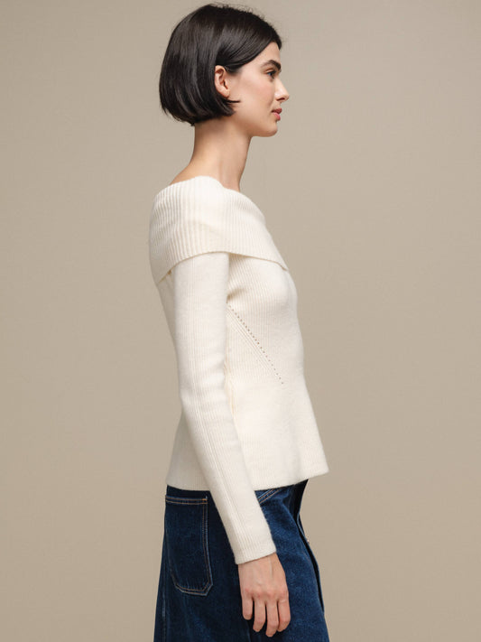Maglione in maglia off-shoulder a coste