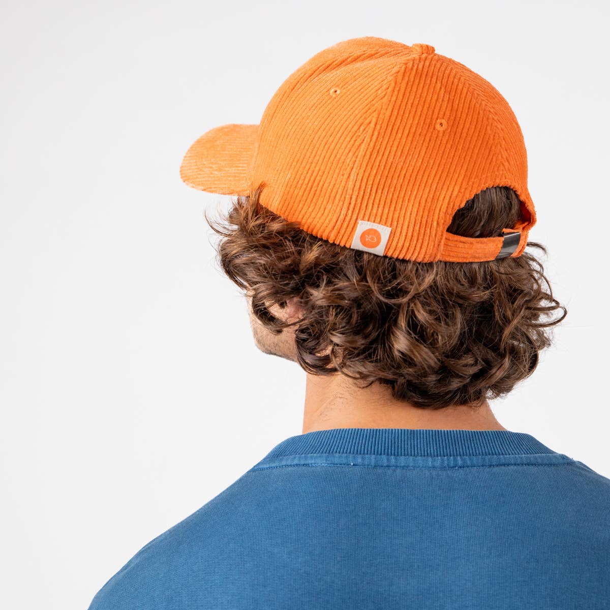 Cappellino arancione in velluto