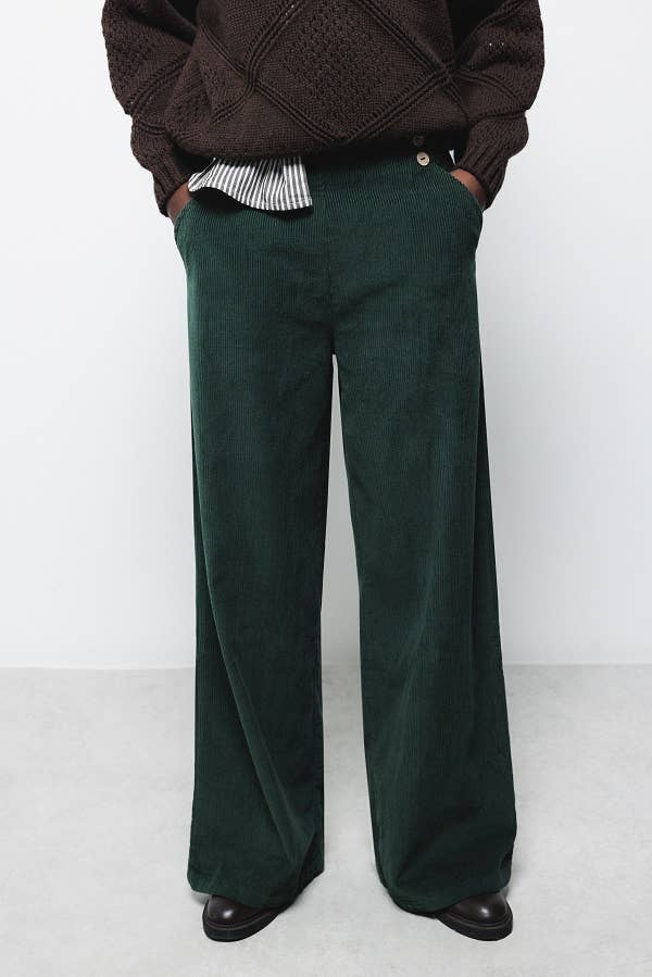 Pantaloni ampi in velluto a coste verde scuro