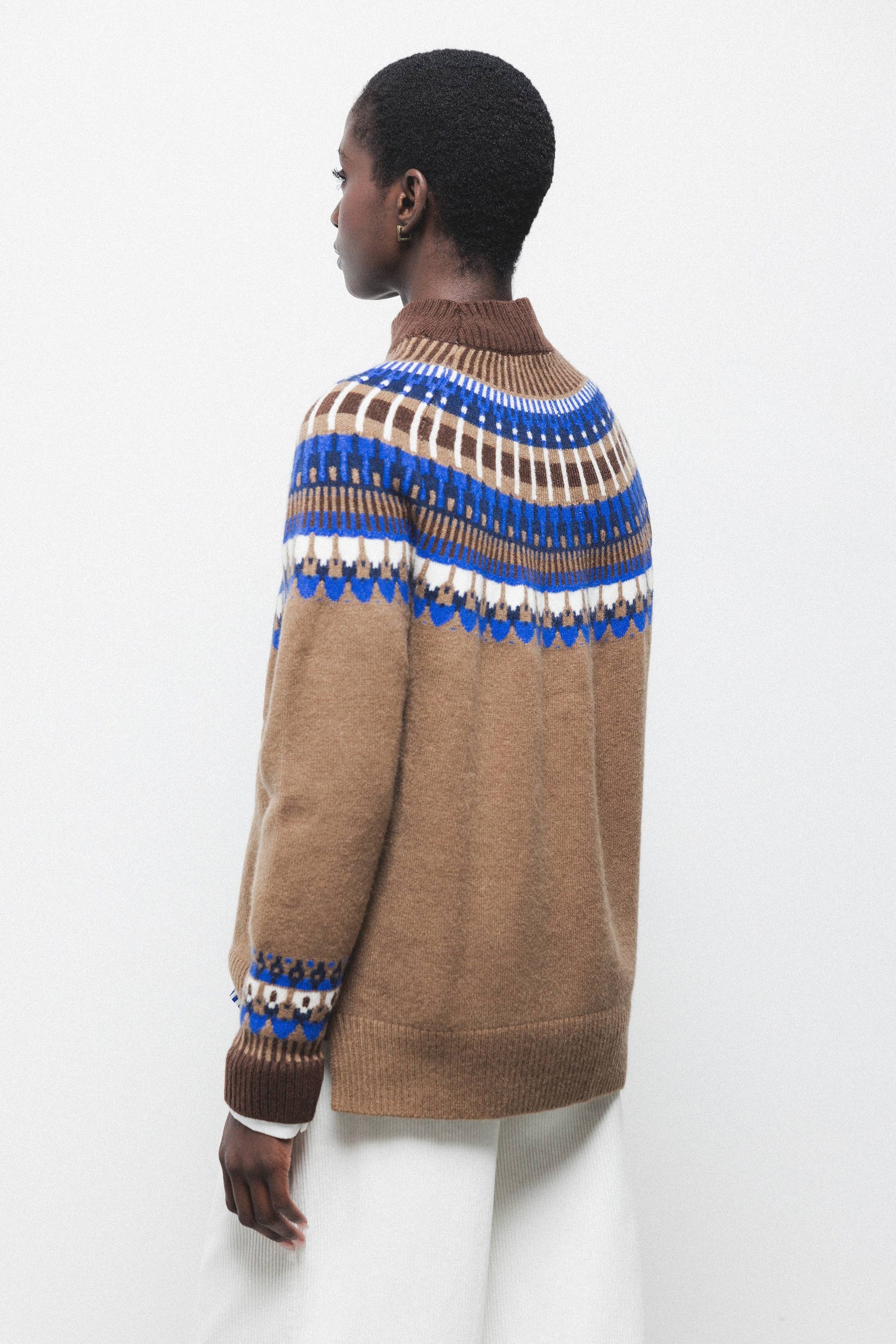 Maglione in maglia jacquard a collo alto