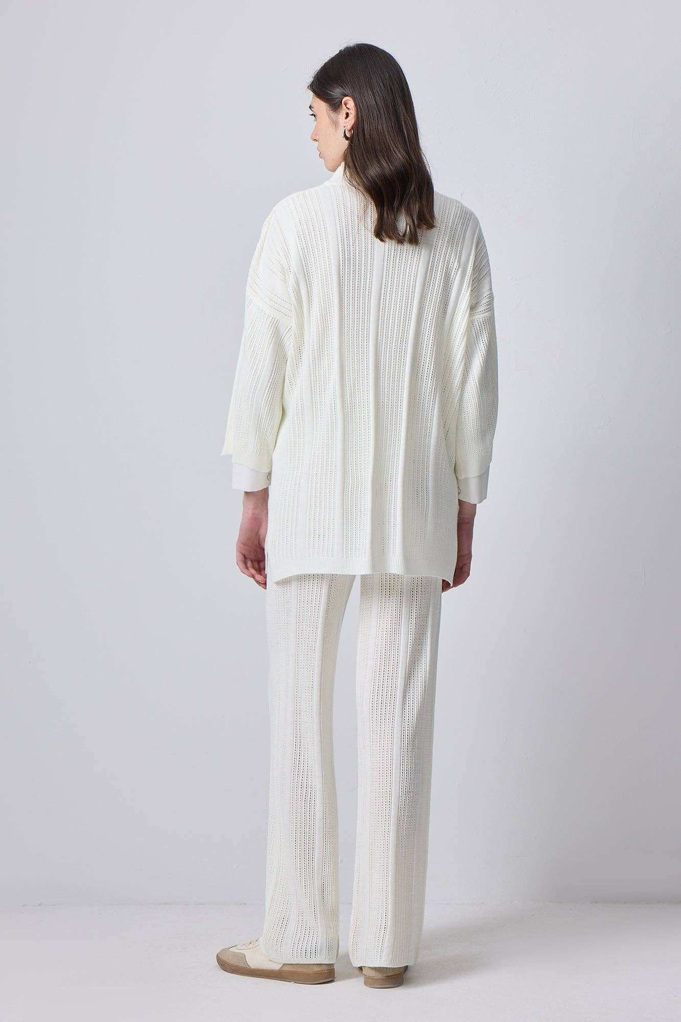 Completo maglia e pantaloni in maglia testurizzata écru
