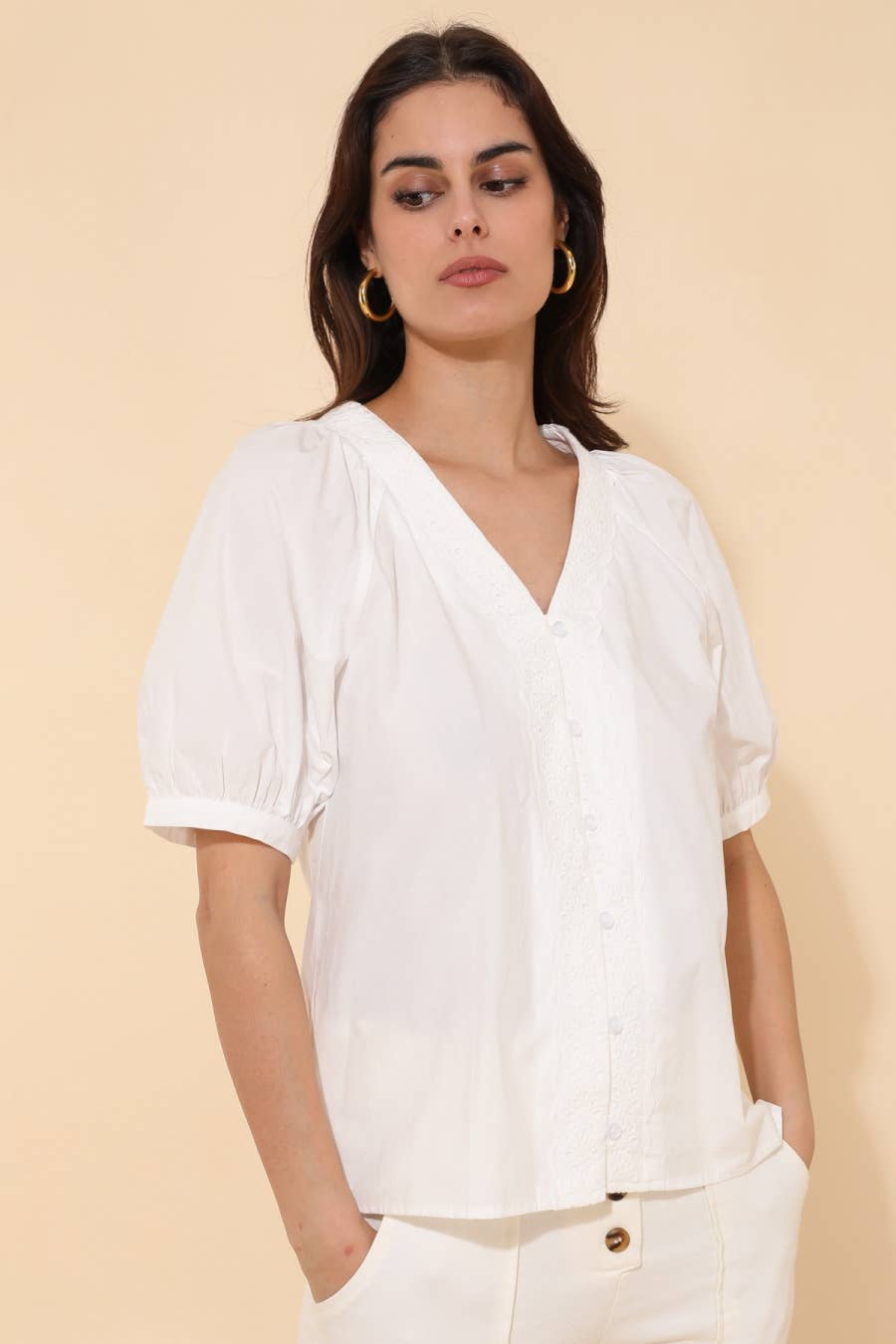 Blusa Bari in cotone con scollo a V e pizzo