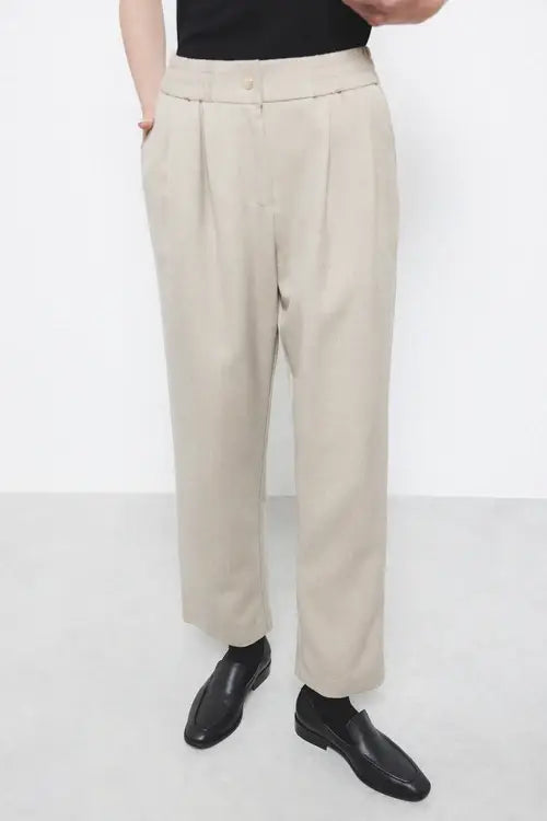 Pantaloni Sigaretta dritti con vita elasticizzata e tasche oblique