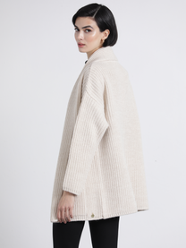 Cardigan in maglia beige oversize