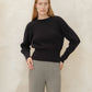 Maglione corto girocollo in misto cashmere con maniche raglan