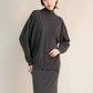 Maglione leggero dolcevita in misto cashmere con spacchi laterali