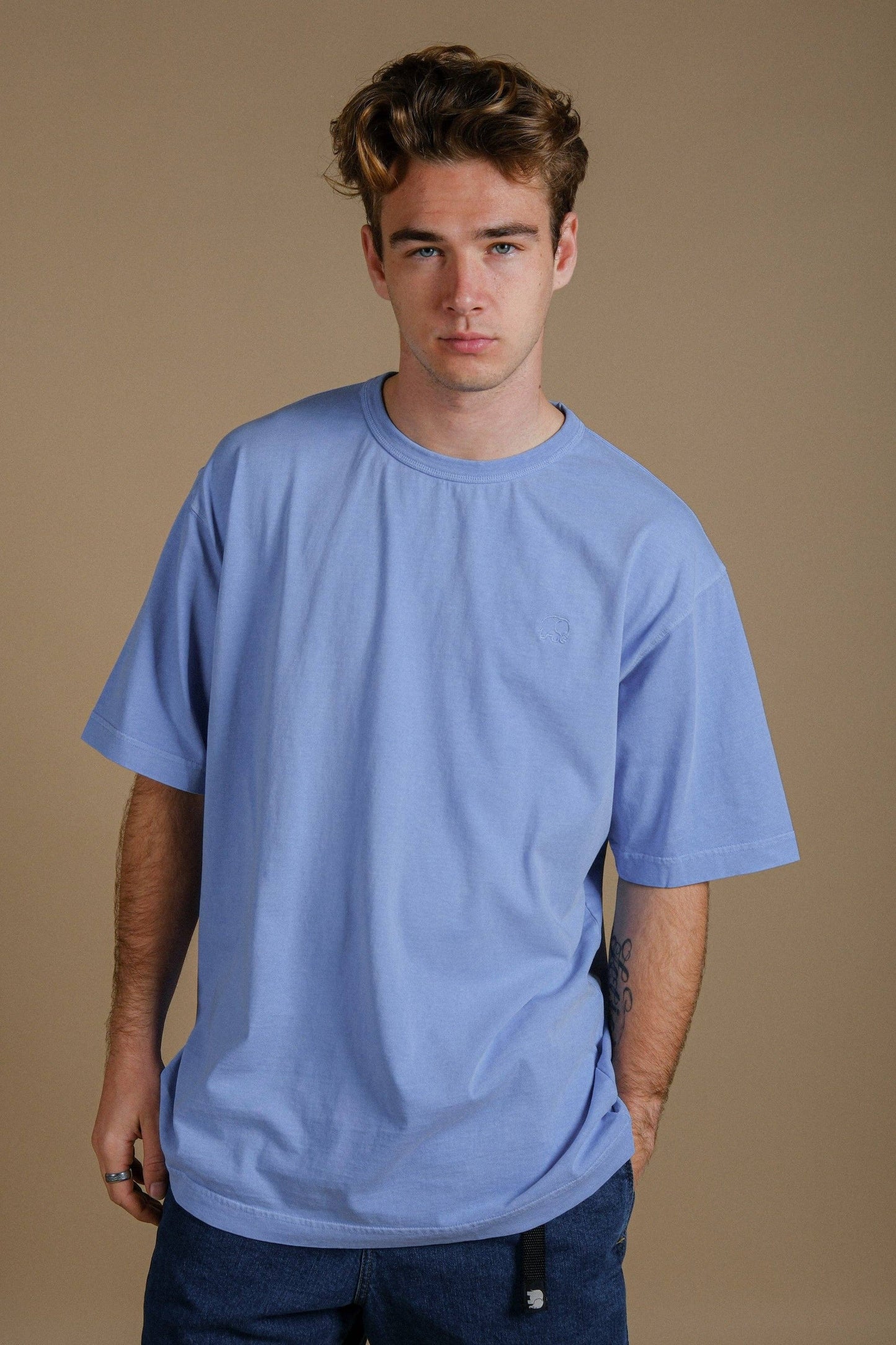 T-shirt oversize pesante in cotone organico blu Mediterraneo