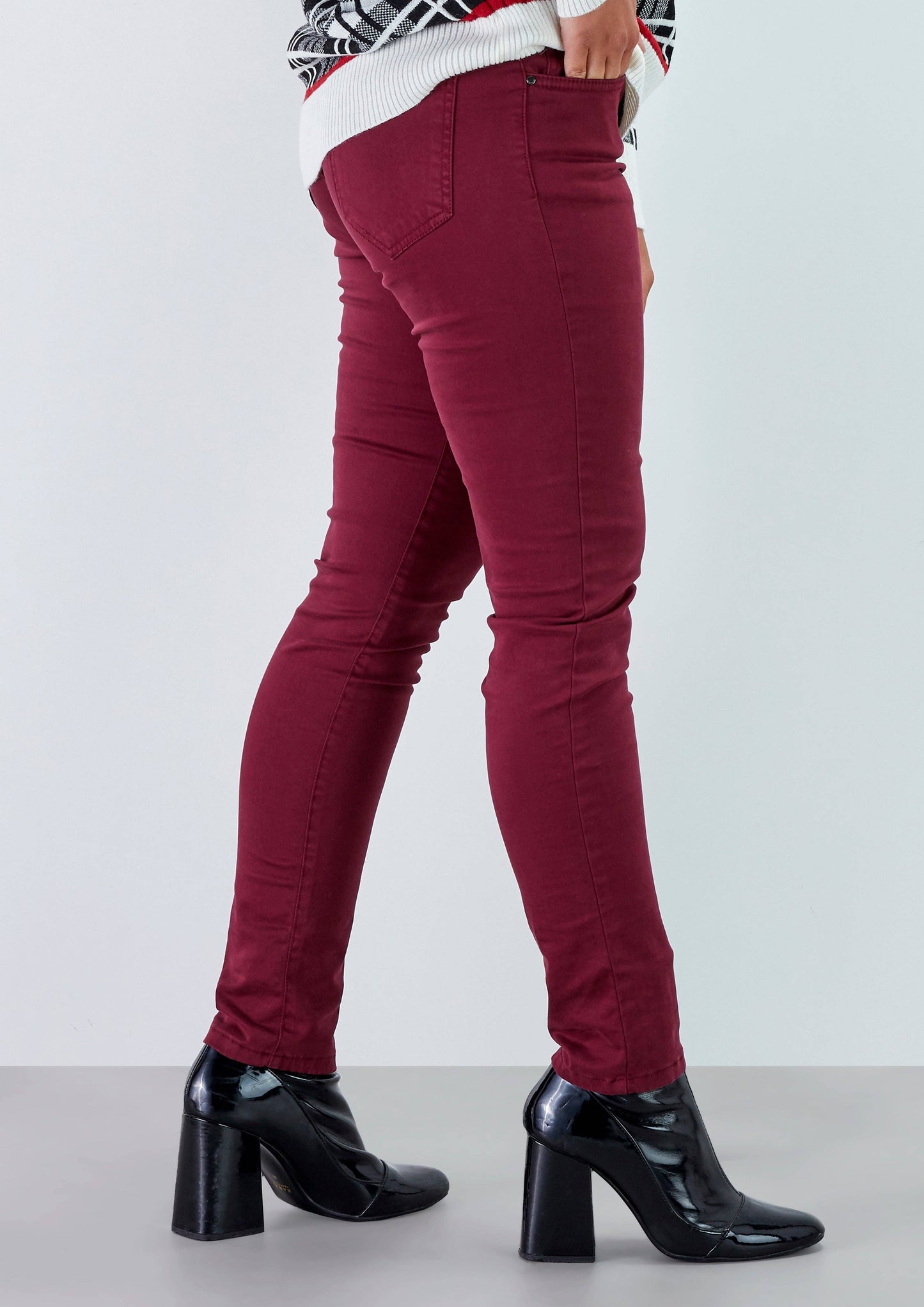 Pantaloni basic in twill elasticizzato
