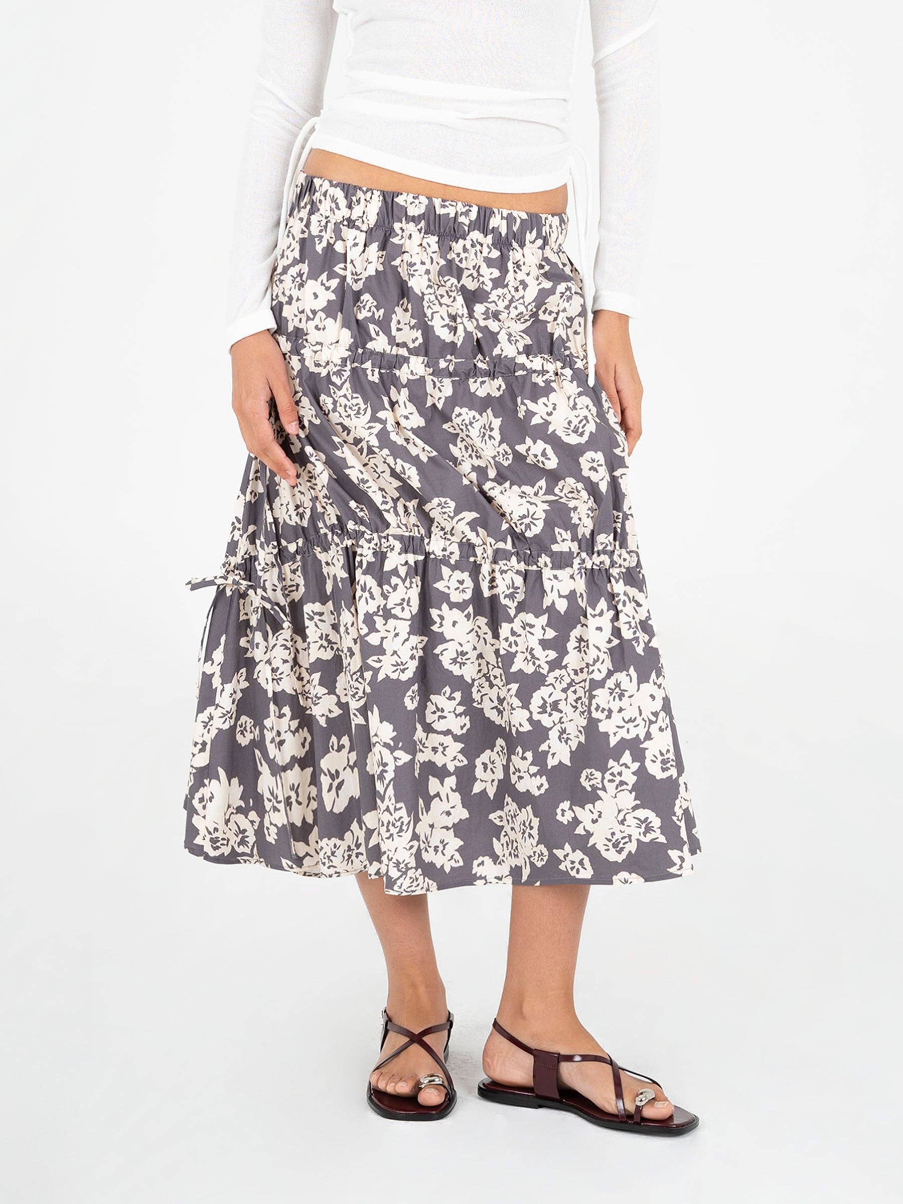 Gonna lunga floreale Seraphine con lacci arricciabili