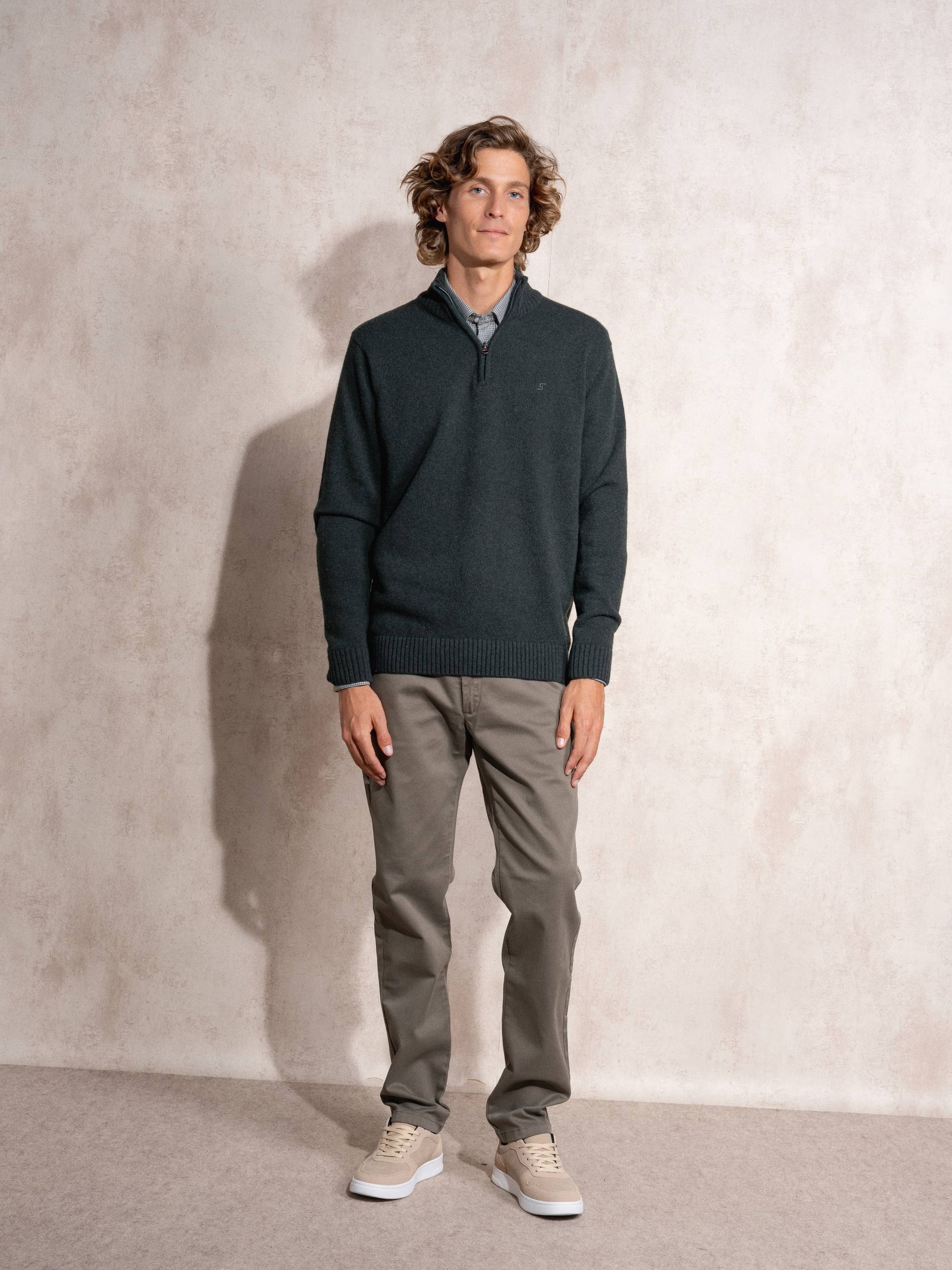 Maglione polo in cotone con mezza zip da uomo