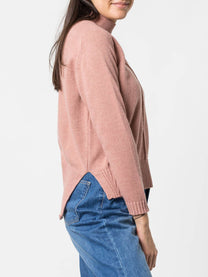 Maglione dolcevita a costine in misto lana e cashmere