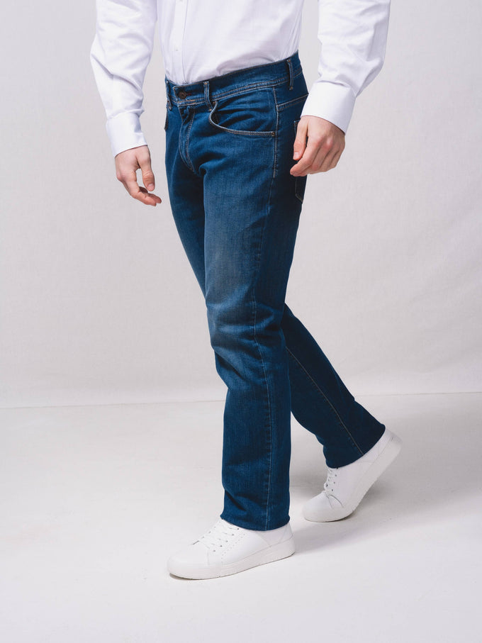 Jeans regular a cinque tasche in denim