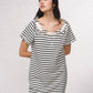 Vestito corto a righe stile t-shirt con schiena scoperta