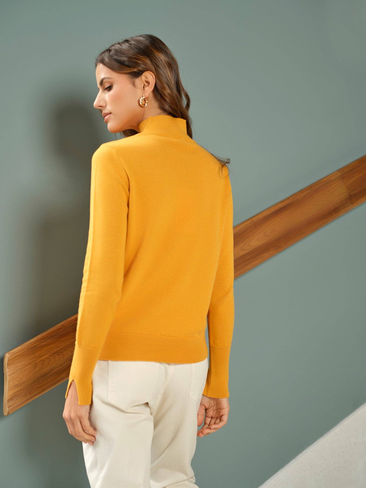 Maglia a collo alto in maglia