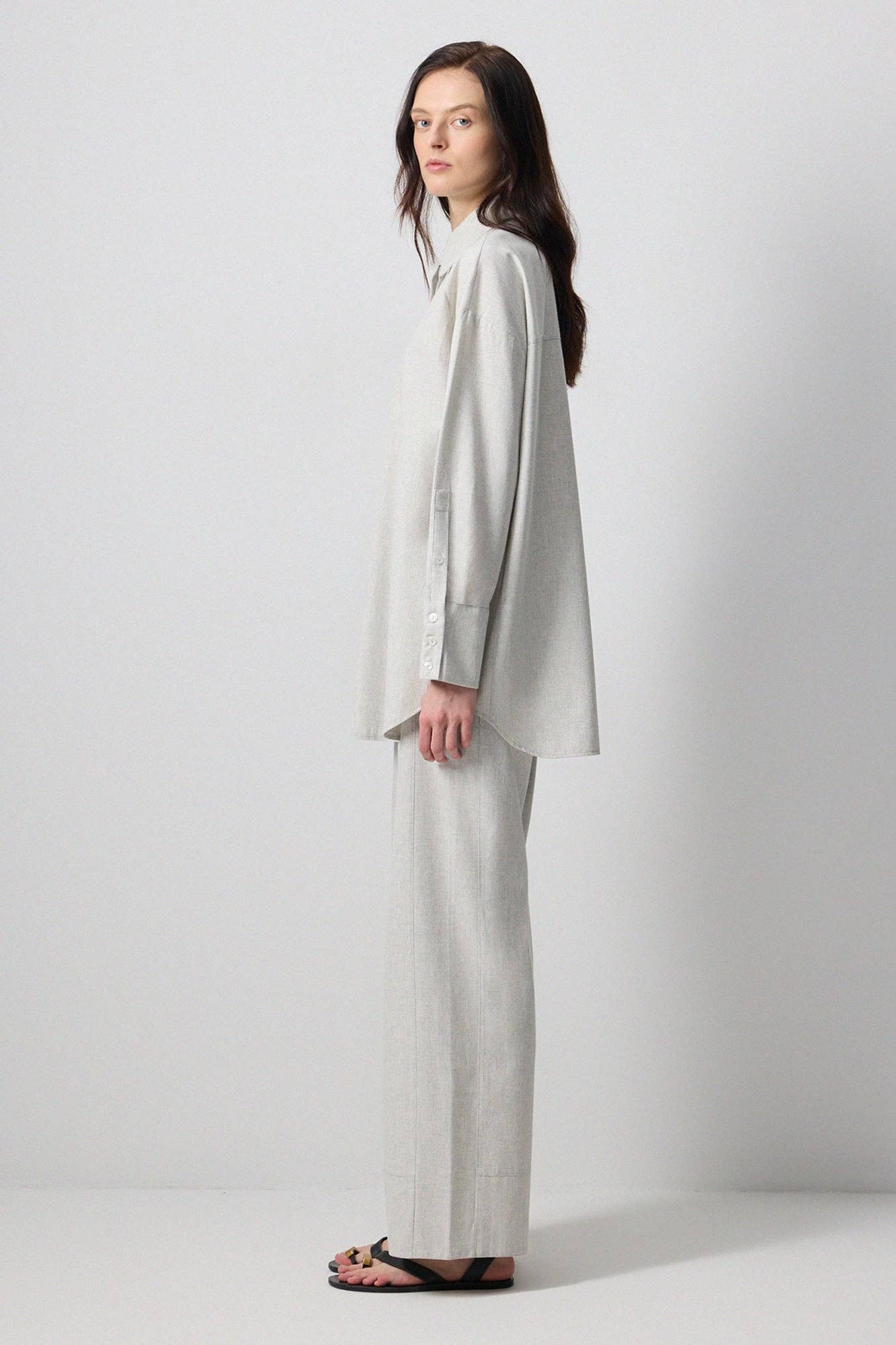 Set camicia e pantaloni melange in misto cotone