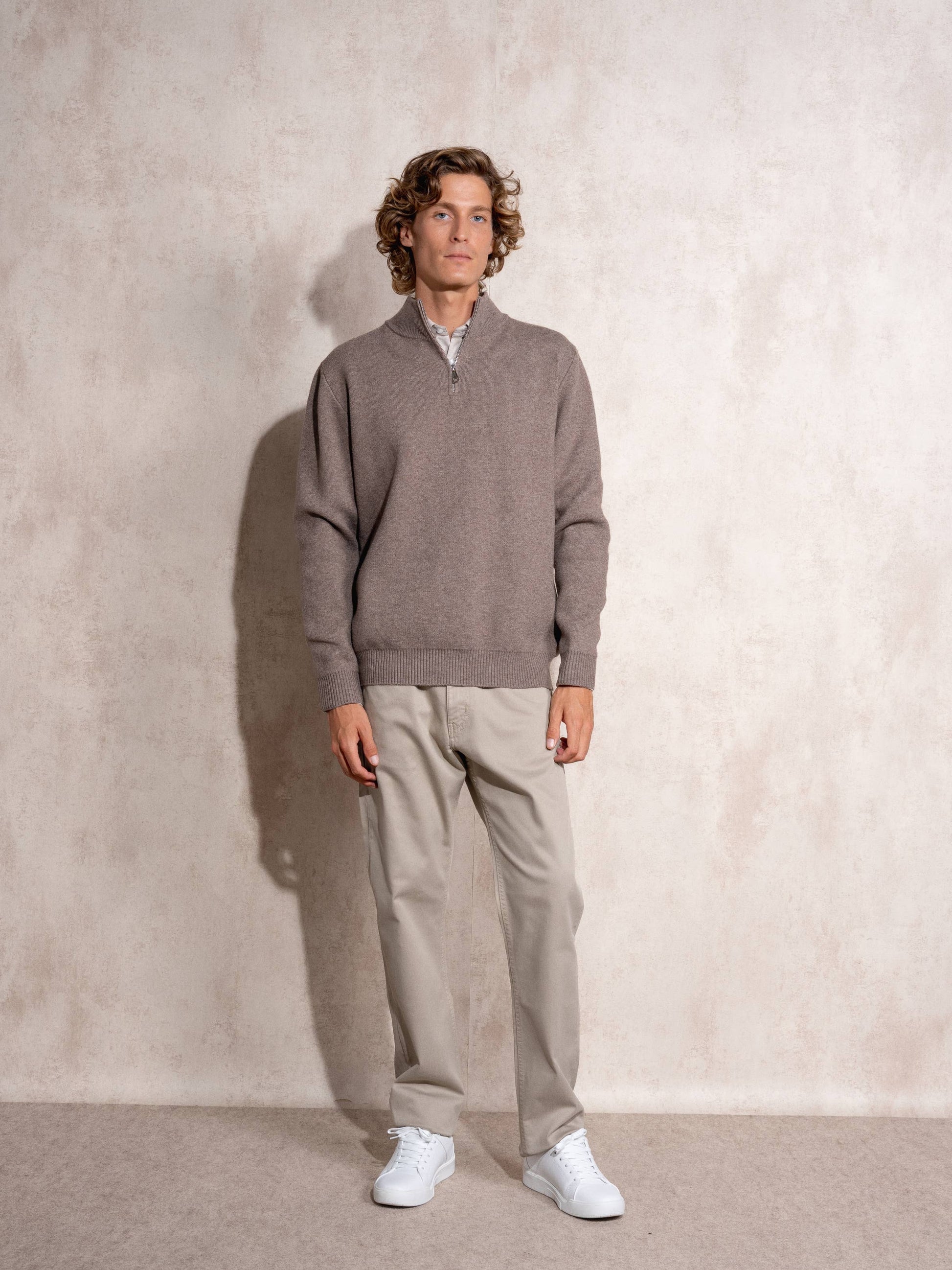Maglione uomo in maglia con zip al collo