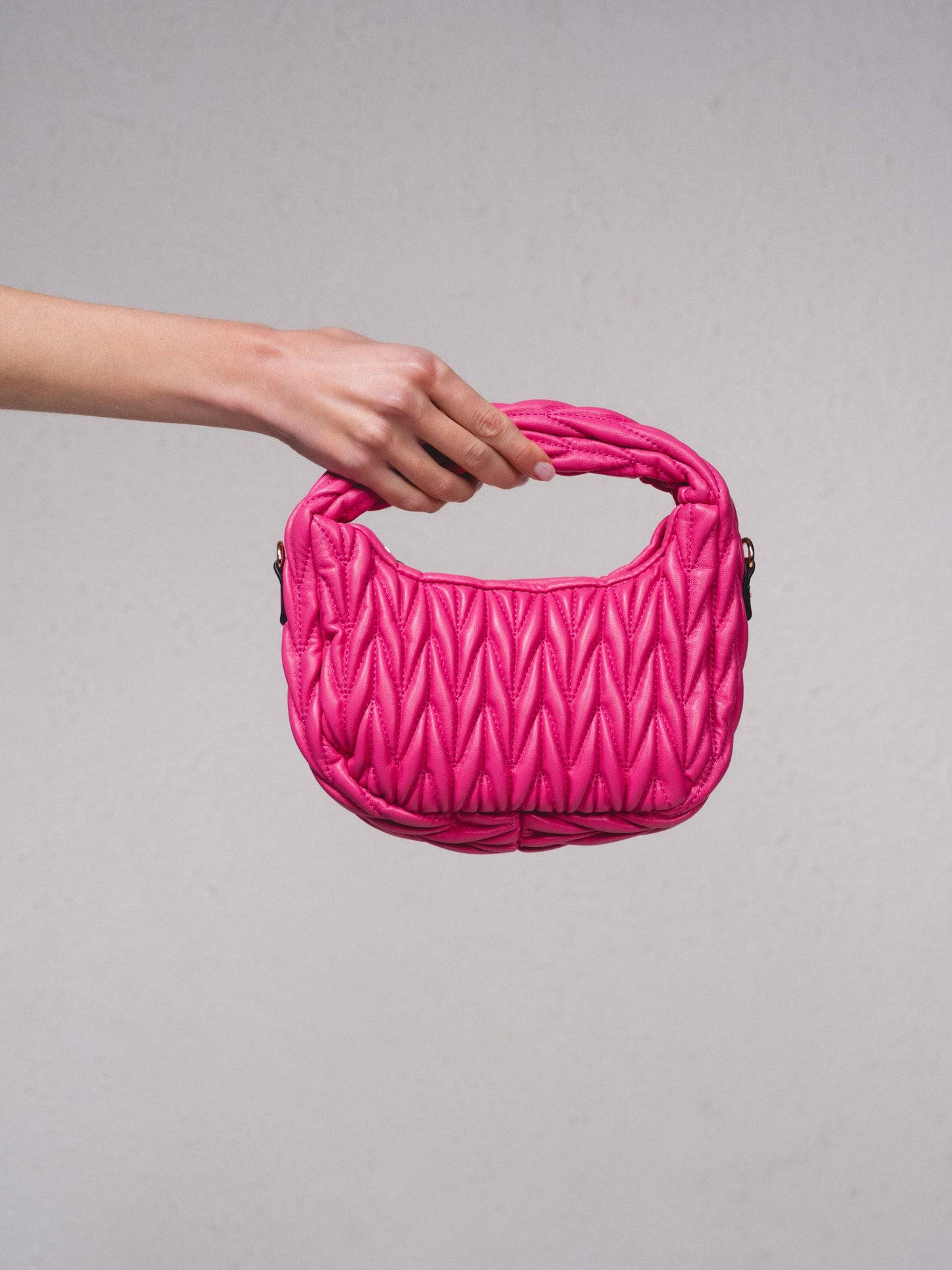 Borsa a tracolla a mezzaluna Alcochor con zip