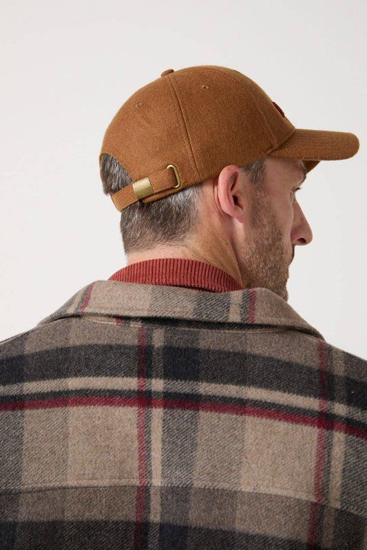 Cappellino in flanella color rame