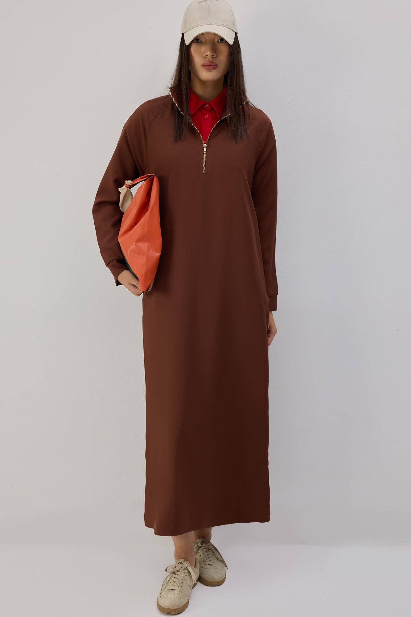Abito dritto lungo con zip