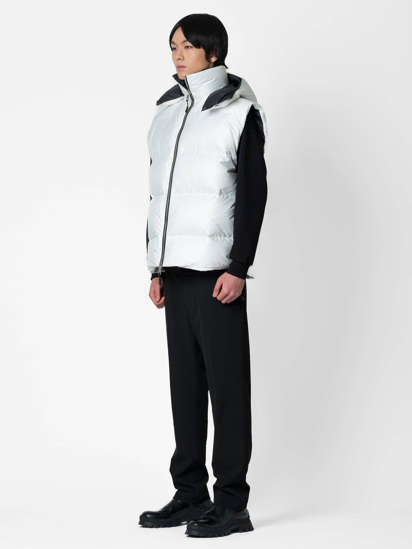 Gilet Over Imbottito con Cappuccio Staccabile