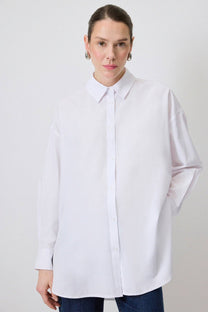 Camicia in popeline oversize a vestibilità comoda