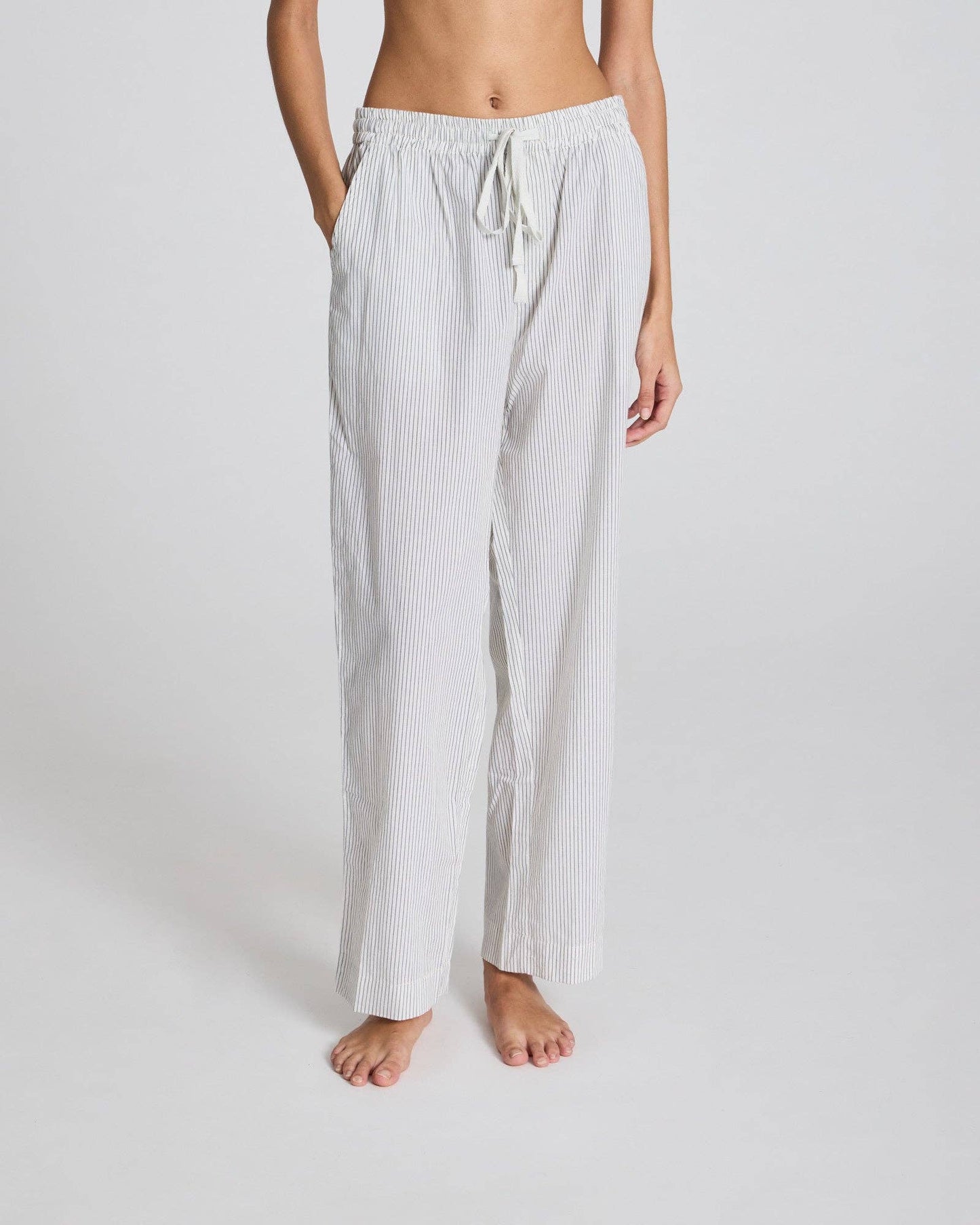 Pantaloni Savita in cotone biologico a righe