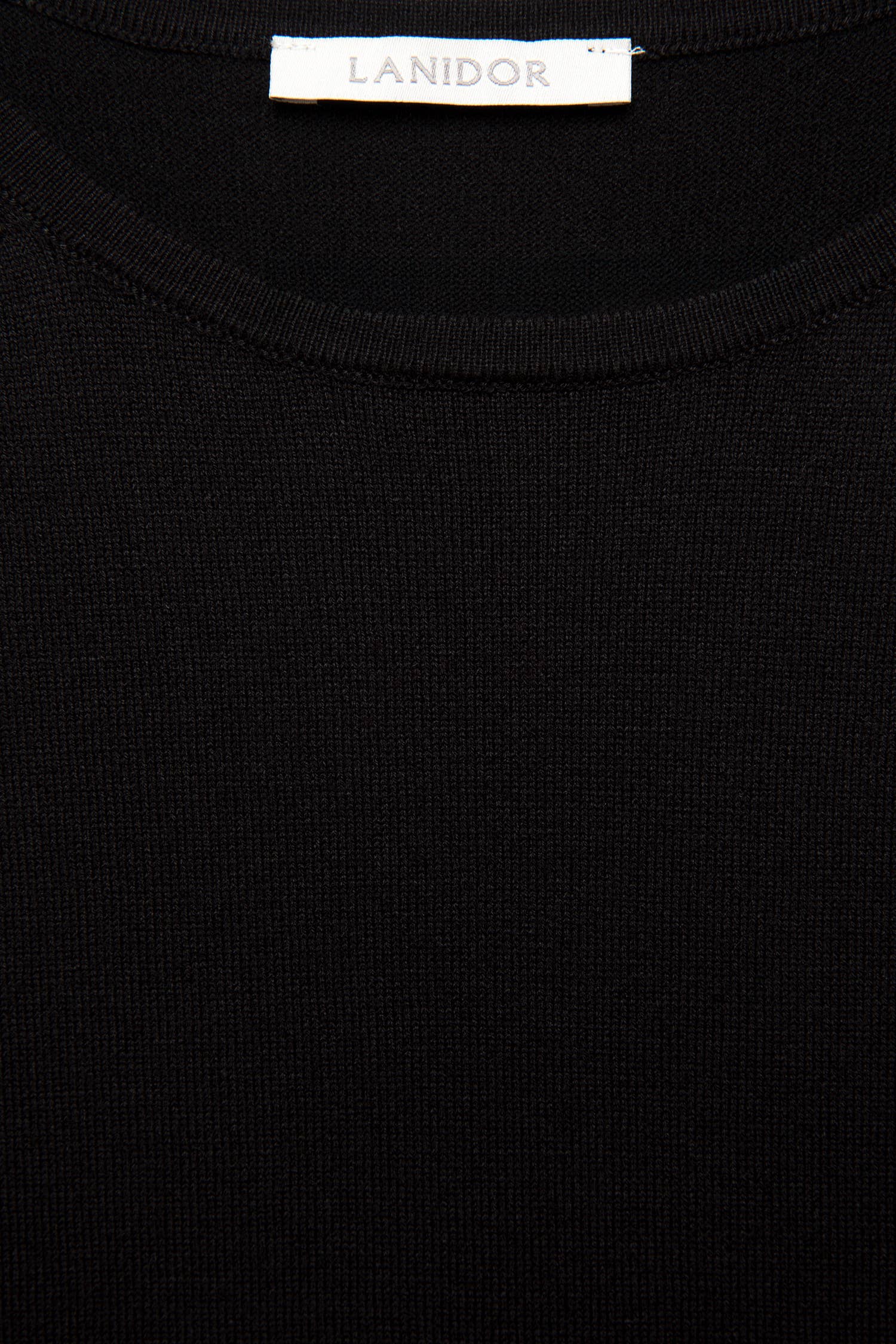 Top in maglia rasata con scollo rotondo