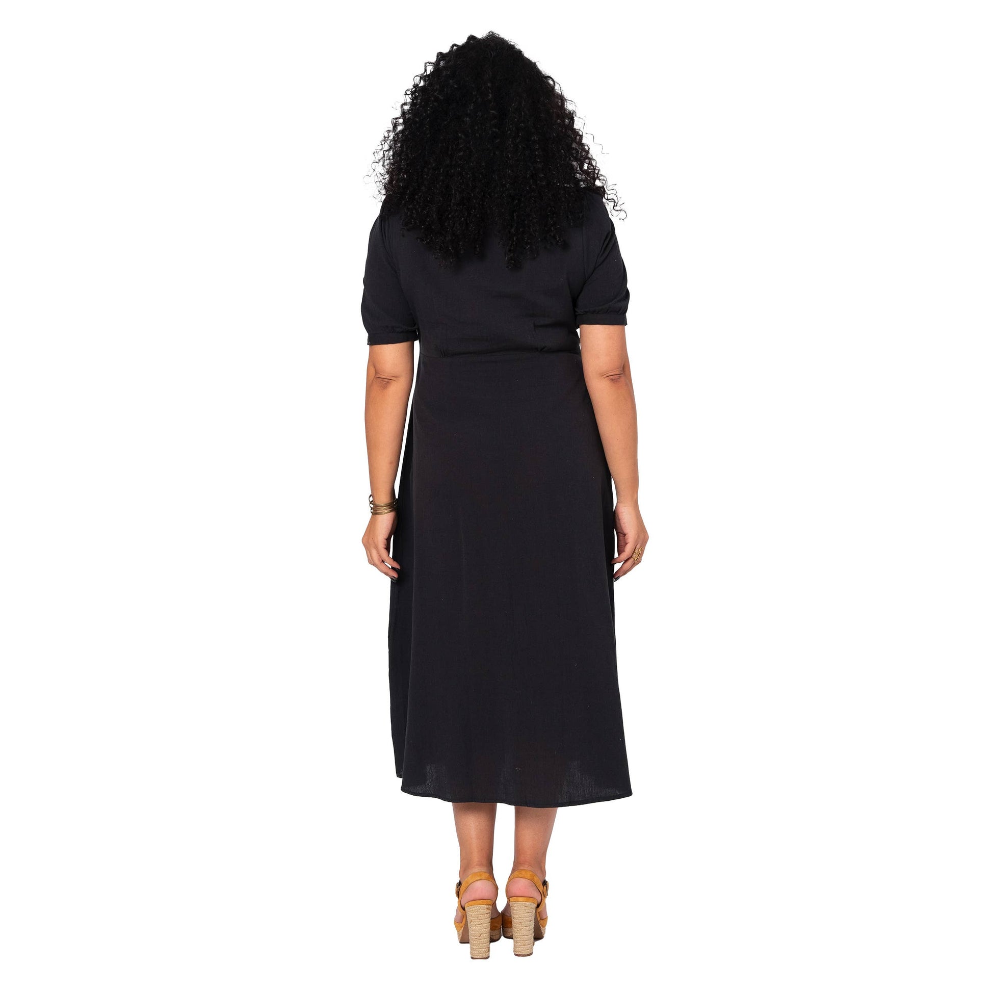 Vestito estivo lungo curvy in cotone e lino nero