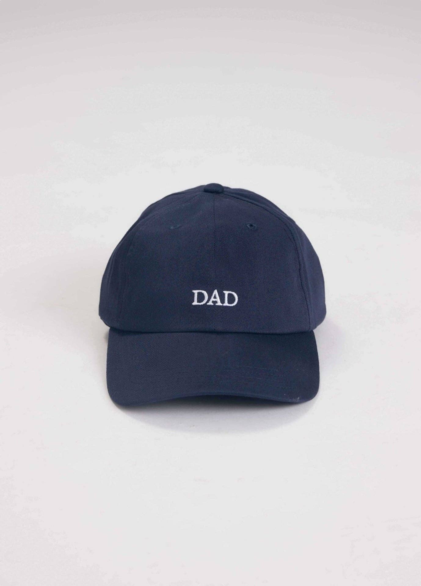 Cappellino “DAD” blu scuro ricamato