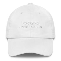 Cappellino da baseball ricamato “No Crying on the Slopes”