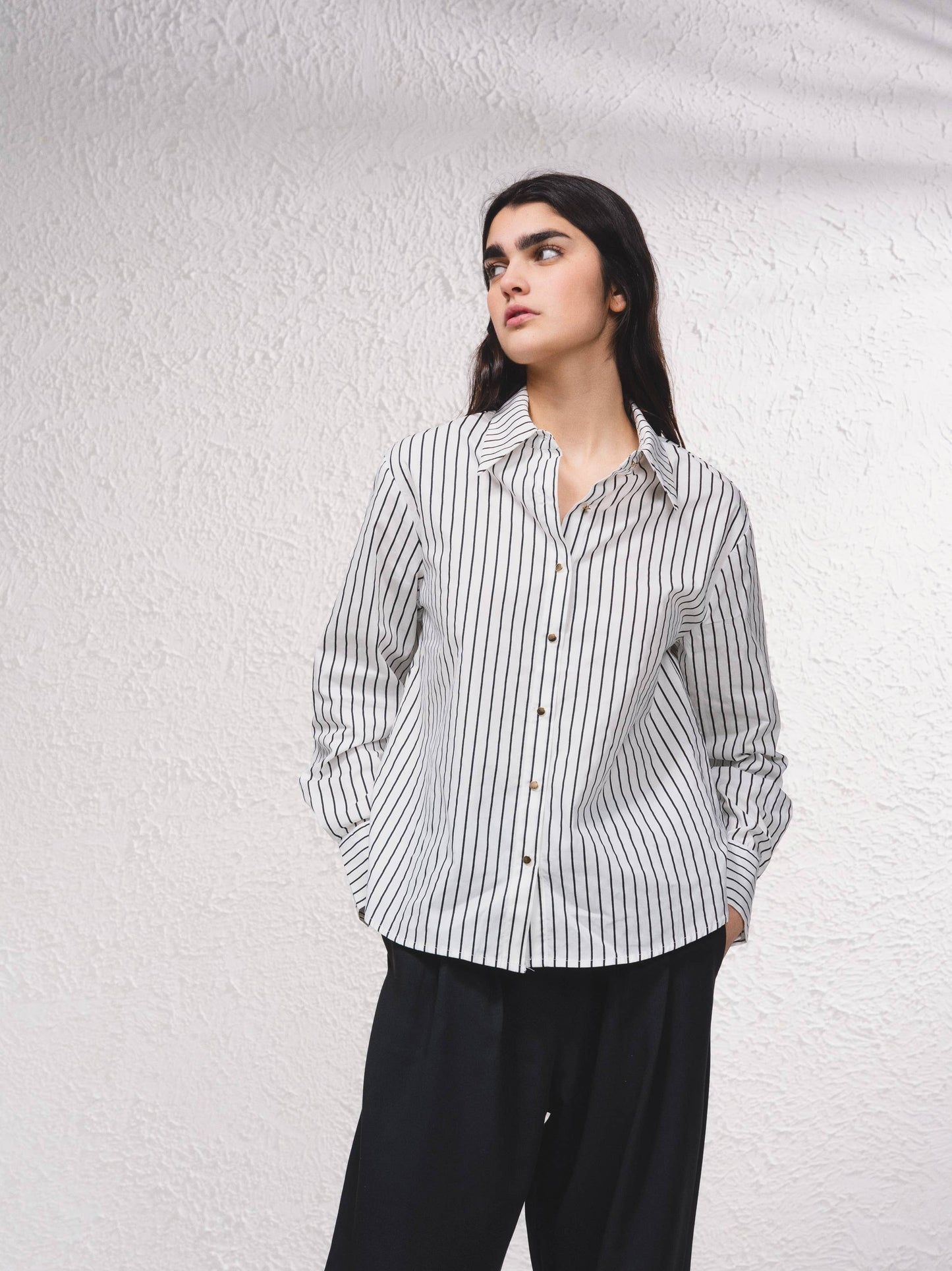 Blusa classica a righe in cotone