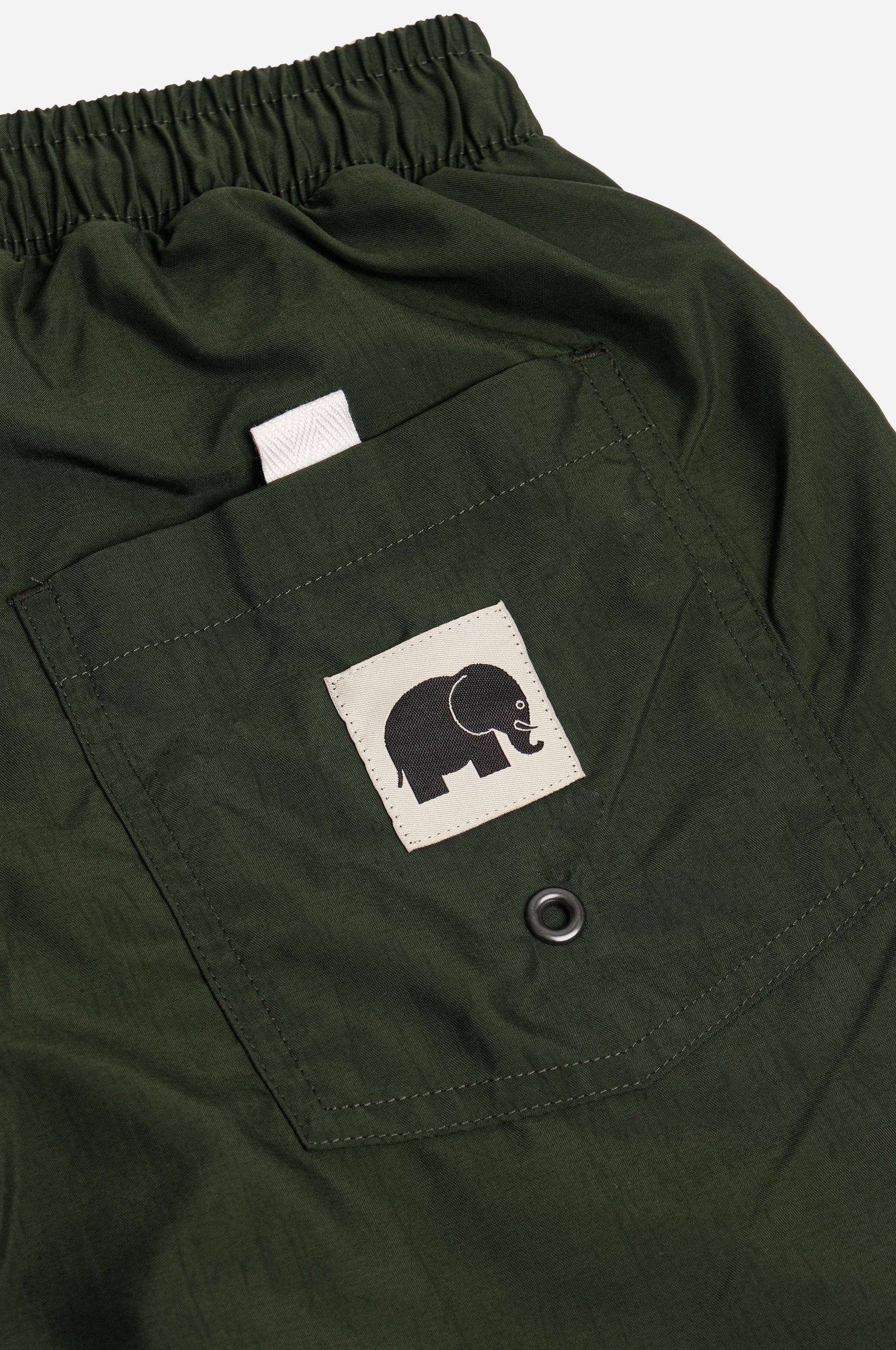 Costume da bagno Essential in Q-Nova verde foresta