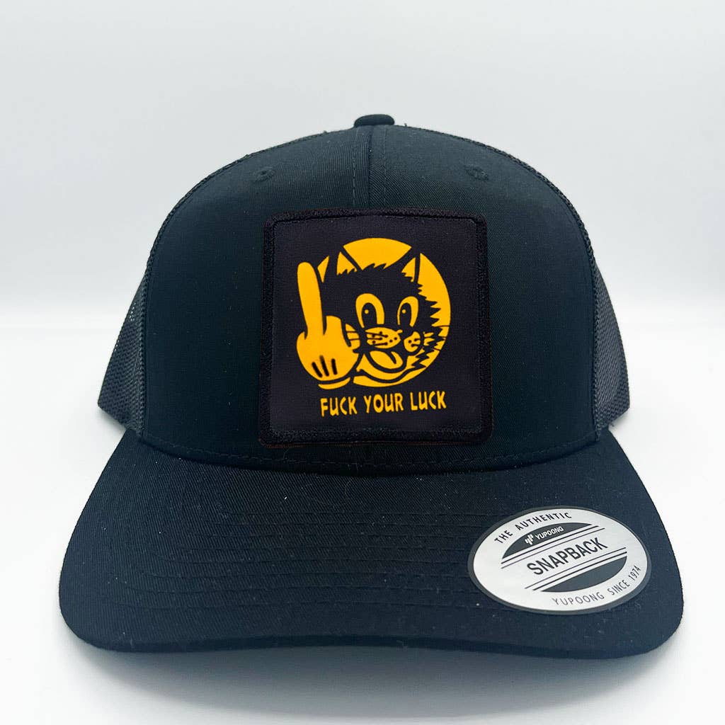 Cappello trucker unisex con patch gatto