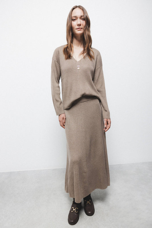 Gonna midi a maglia a coste