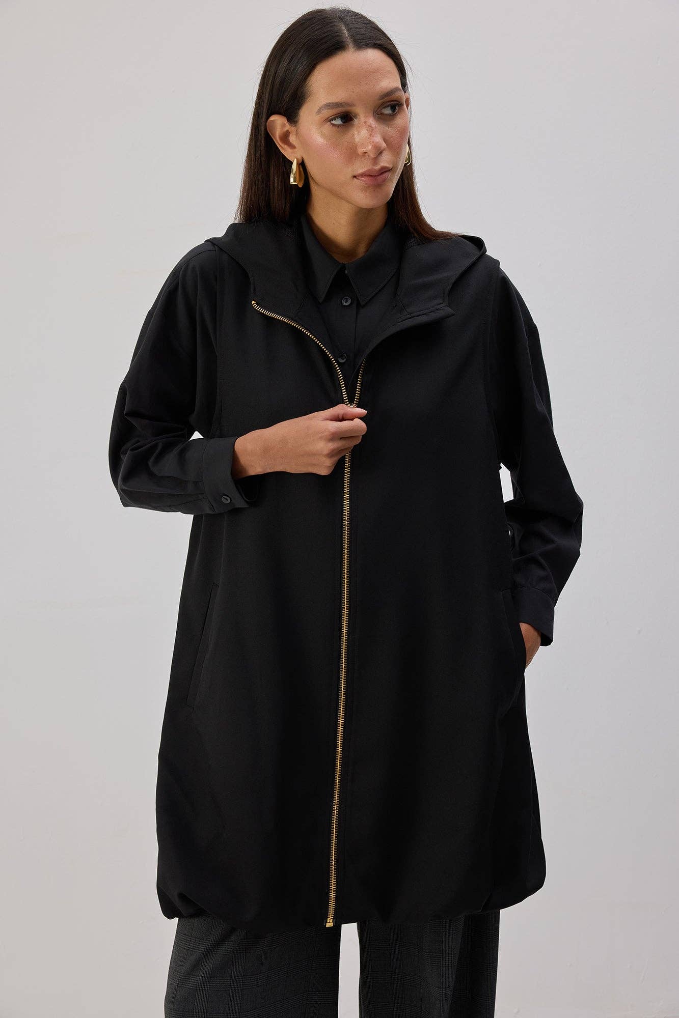 Gilet felpato lungo con zip e cappuccio