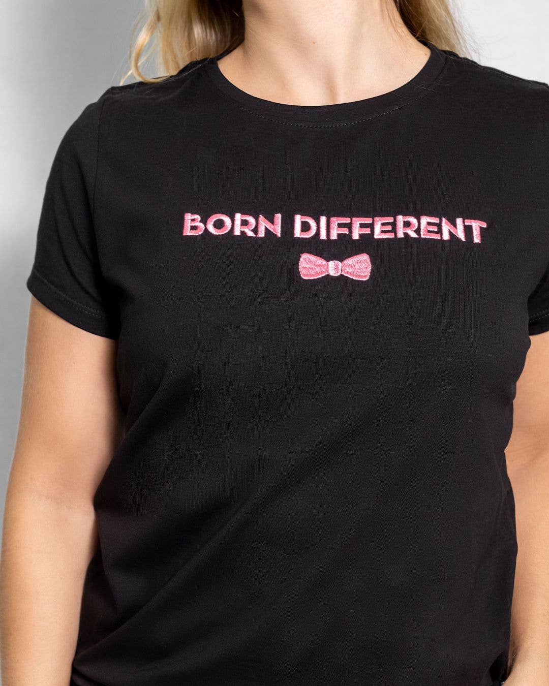T-shirt donna antimacchia Born Different