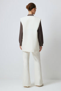 Gilet in crêpe con bottoni