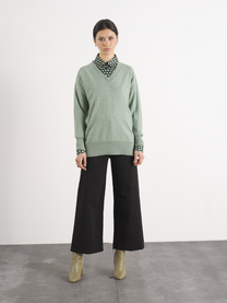 Maglione in maglia con scollo a V