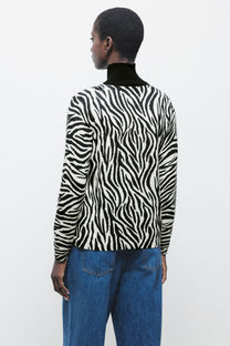 Maglione in maglia con motivo zebra e scollo a V