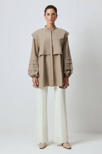 Camicia oversize con laccetto laterale