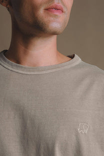T-shirt oversize pesante in cotone biologico pigment-dyed Brindle